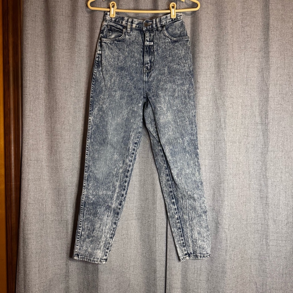 Vintage-Effect High-Rise Women's Jeans - Acid Wash Blue - Picture 4 of 10